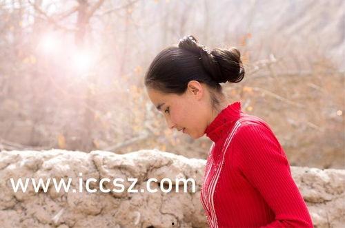 国产女同精品,细腻情感与独特视角的影视盛宴 第2张 国产女同精品,细腻情感与独特视角的影视盛宴 第2张